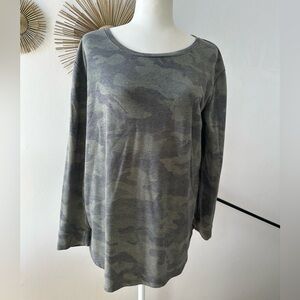 Camo Long-sleeved Shirt